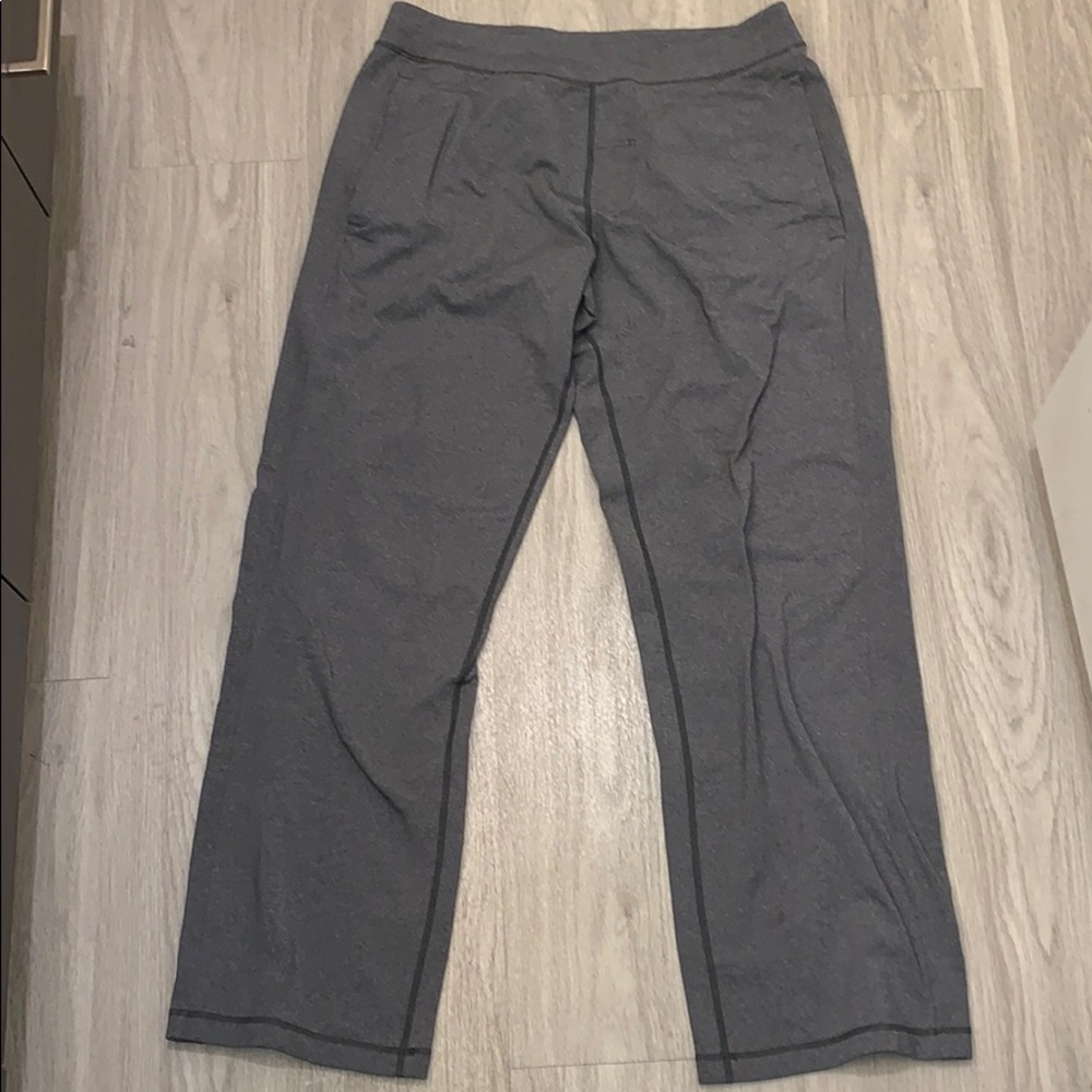 EUC Gray Lululemon Relaxed comfy everyday pants XL